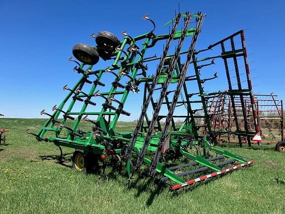 Image of John Deere 960 equipment image 2