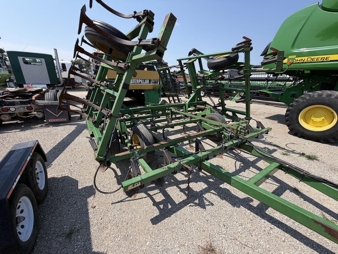 Image of John Deere 960 Primary image