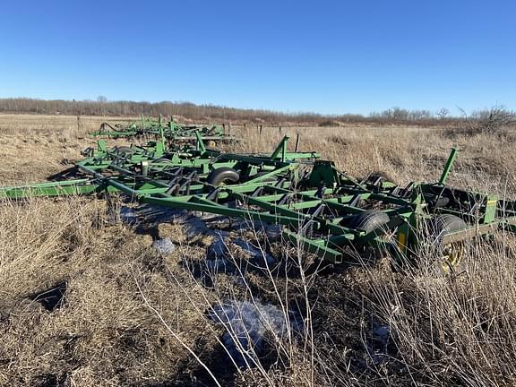Image of John Deere 960 equipment image 4