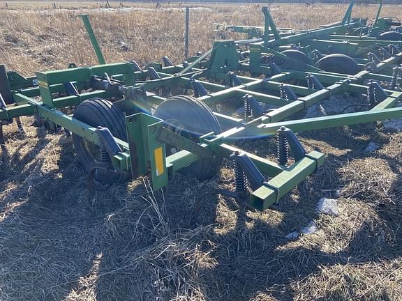 Image of John Deere 960 Primary image