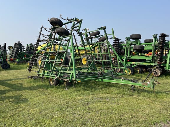 1989 John Deere 960 Equipment Image0