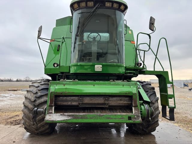 Image of John Deere 9600 equipment image 1