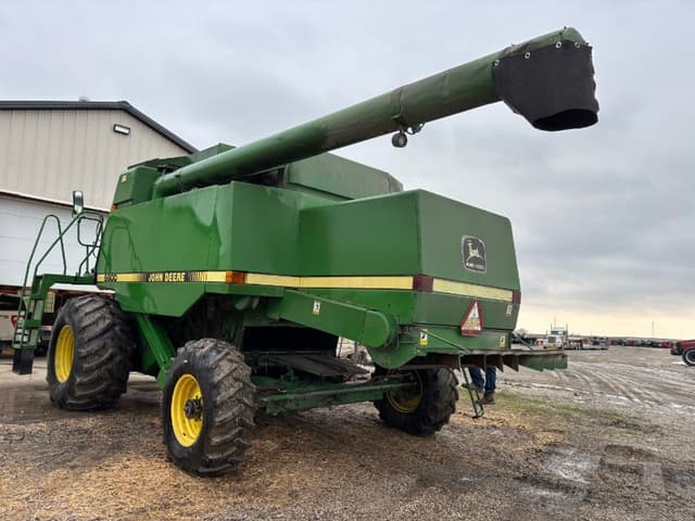 Image of John Deere 9600 equipment image 4