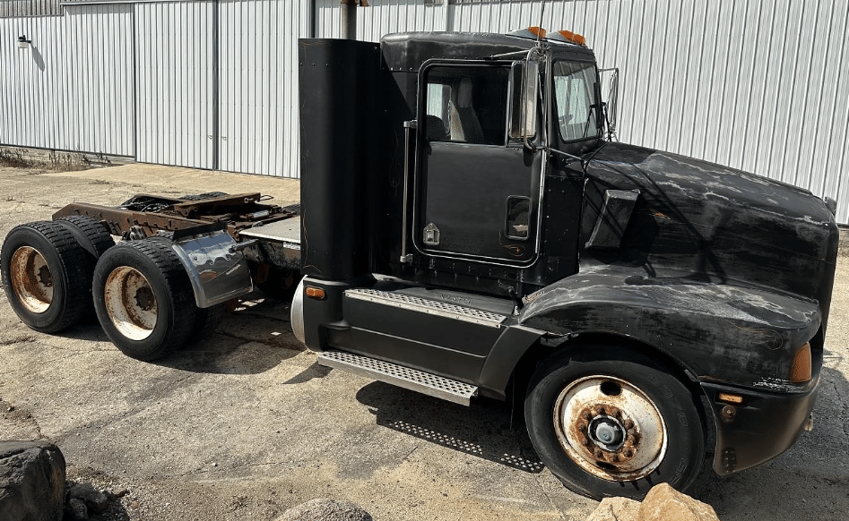 Main image Kenworth T400