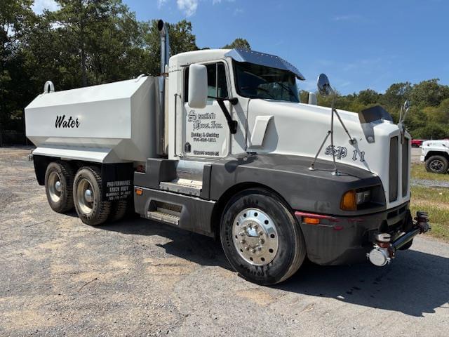 Image of Kenworth T600 equipment image 2