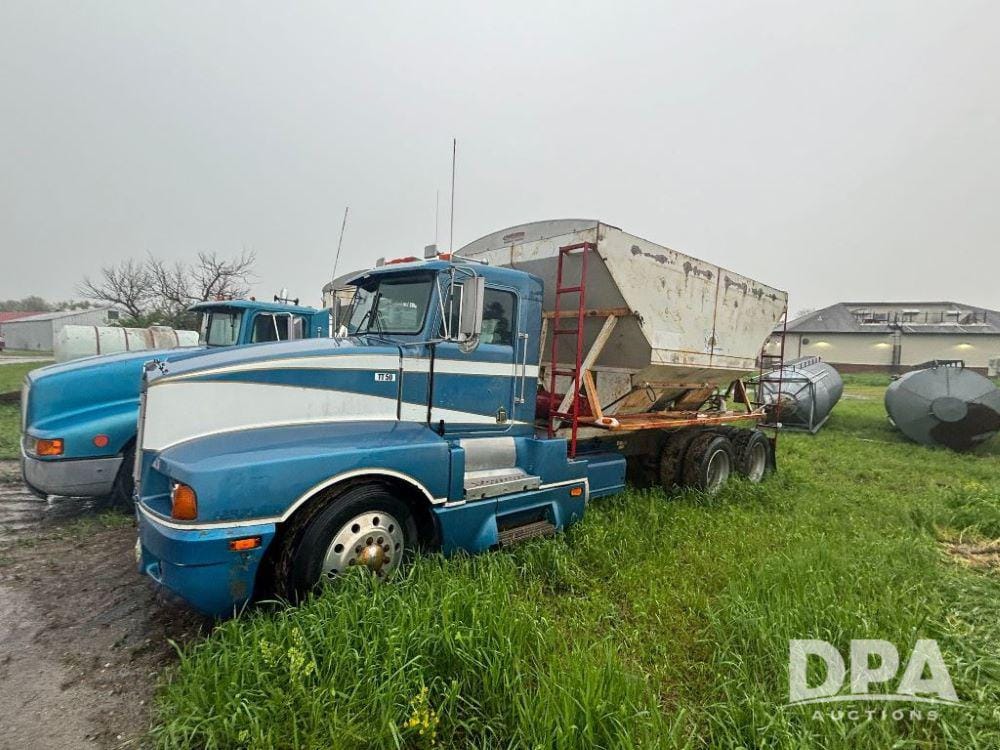 Main image Kenworth T600