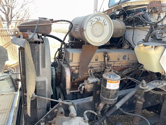 Image of Kenworth T600 equipment image 1