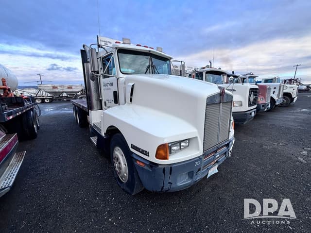 Image of Kenworth T600A equipment image 3