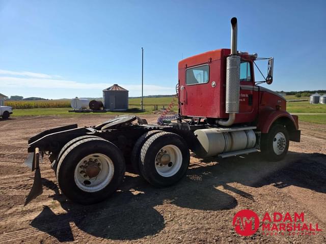 Image of Kenworth T800 equipment image 3