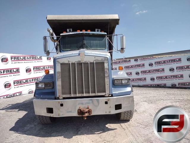 Image of Kenworth T800 equipment image 1