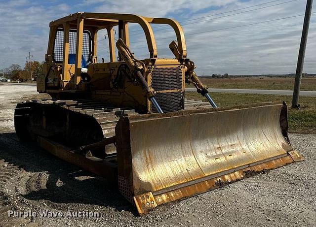 Image of Komatsu D68P-1 equipment image 2