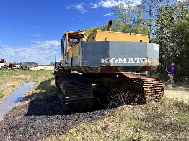 Image of Komatsu PC360LC-3 equipment image 2