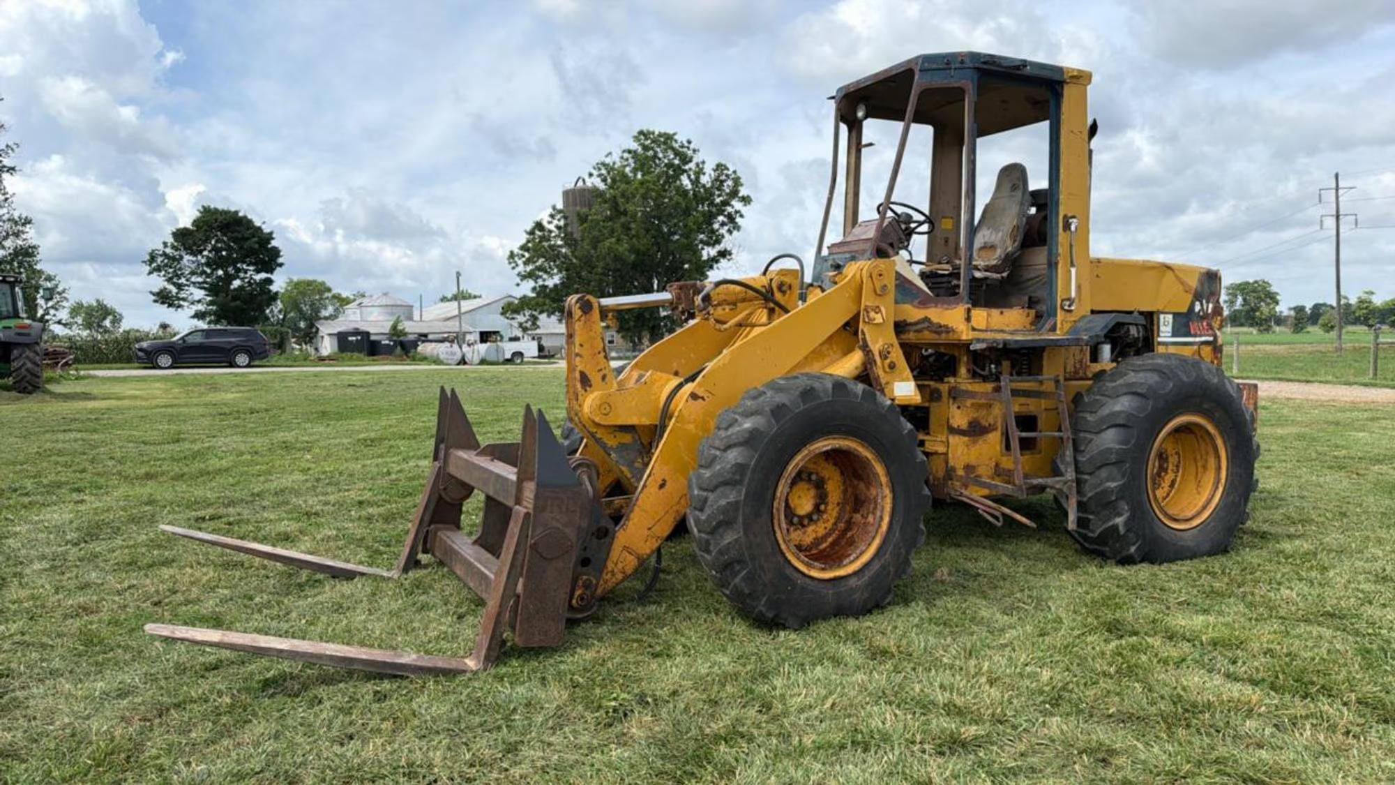 1989 Komatsu WA180 Equipment Image0