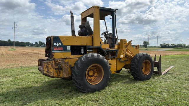 Image of Komatsu WA180 equipment image 4