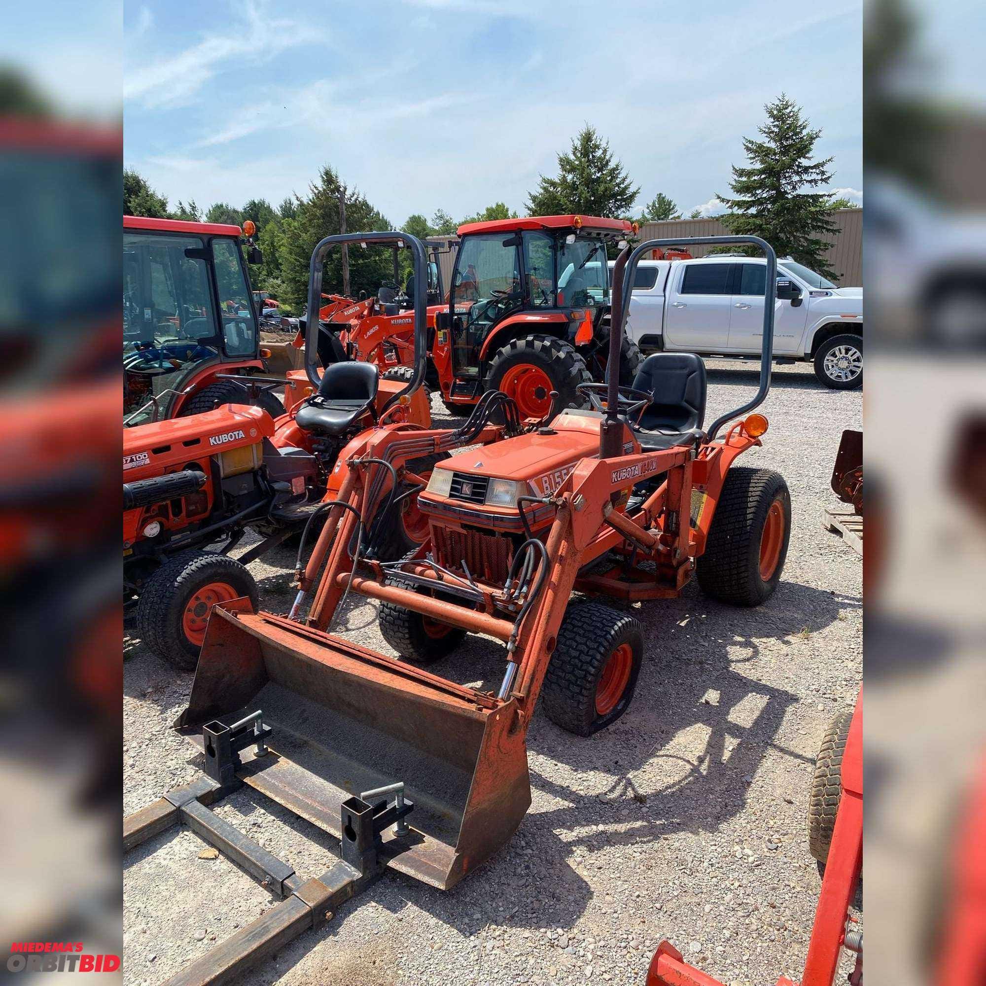 Main image Kubota B1550