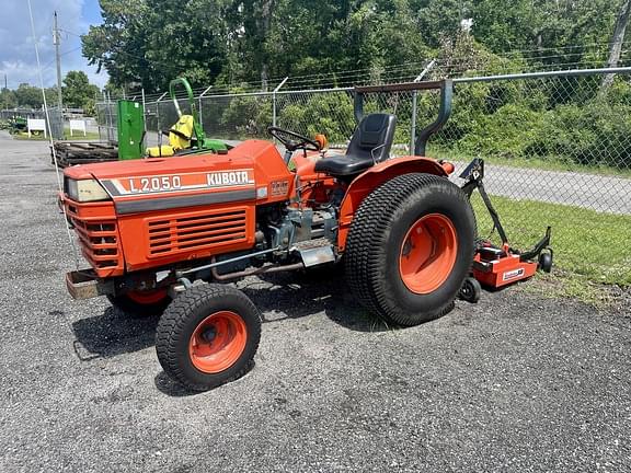Image of Kubota L2050 Primary image