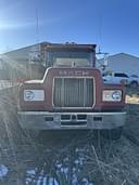 1989 Mack DM690S Image