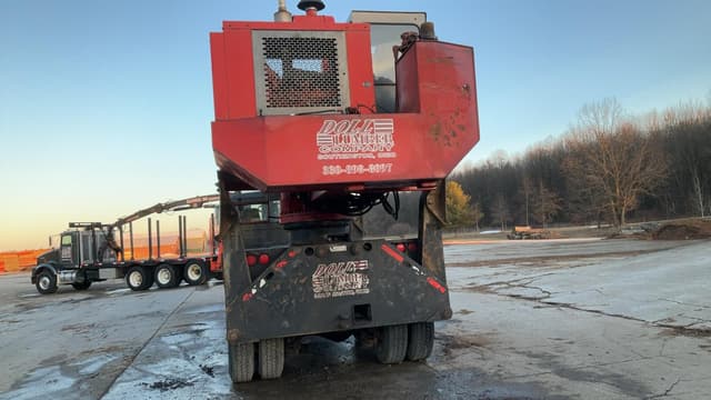 Image of Mack DM690S equipment image 3