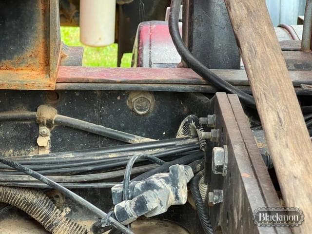 Image of Mack R686ST equipment image 2