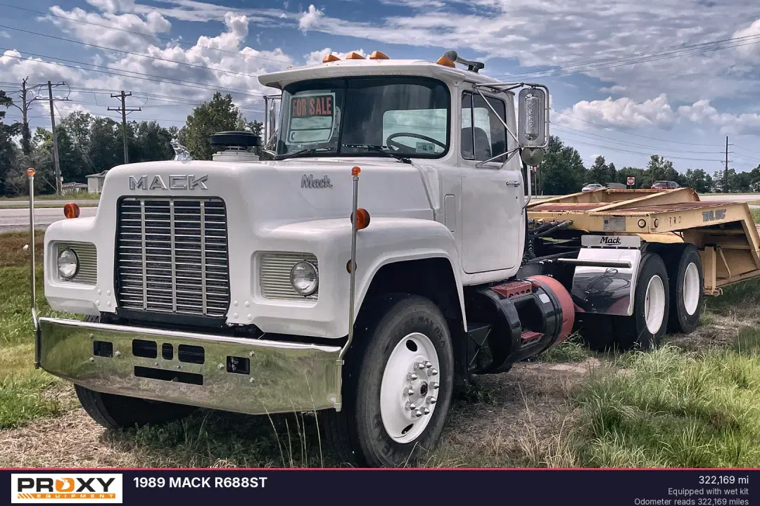 Image of Mack R688ST Primary image