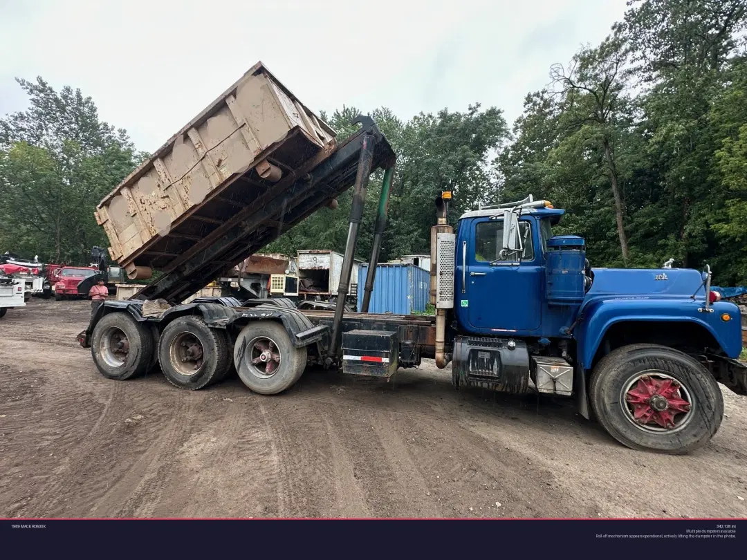 Image of Mack RD600 Primary image