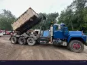 1989 Mack RD600 Image