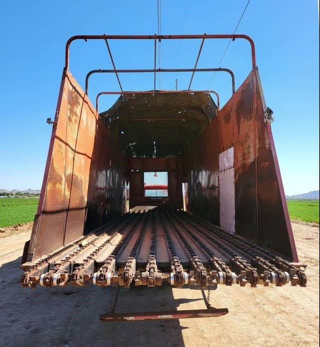 Image of Mack RD690S equipment image 3