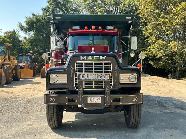 Image of Mack RD690SX equipment image 1