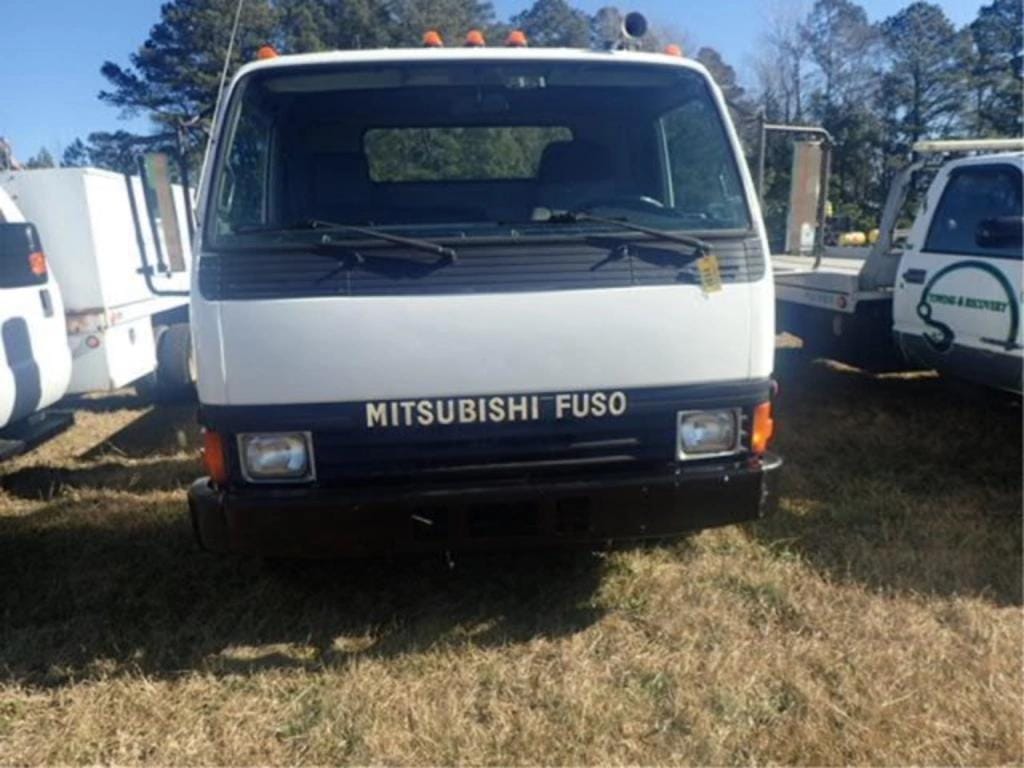 Main image Mitsubishi Fuso