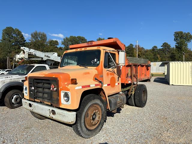 Image of Navistar 1654 equipment image 1