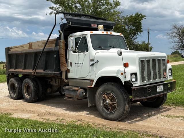 Image of Navistar F-2554 equipment image 2