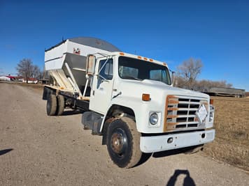 Main image International S1754