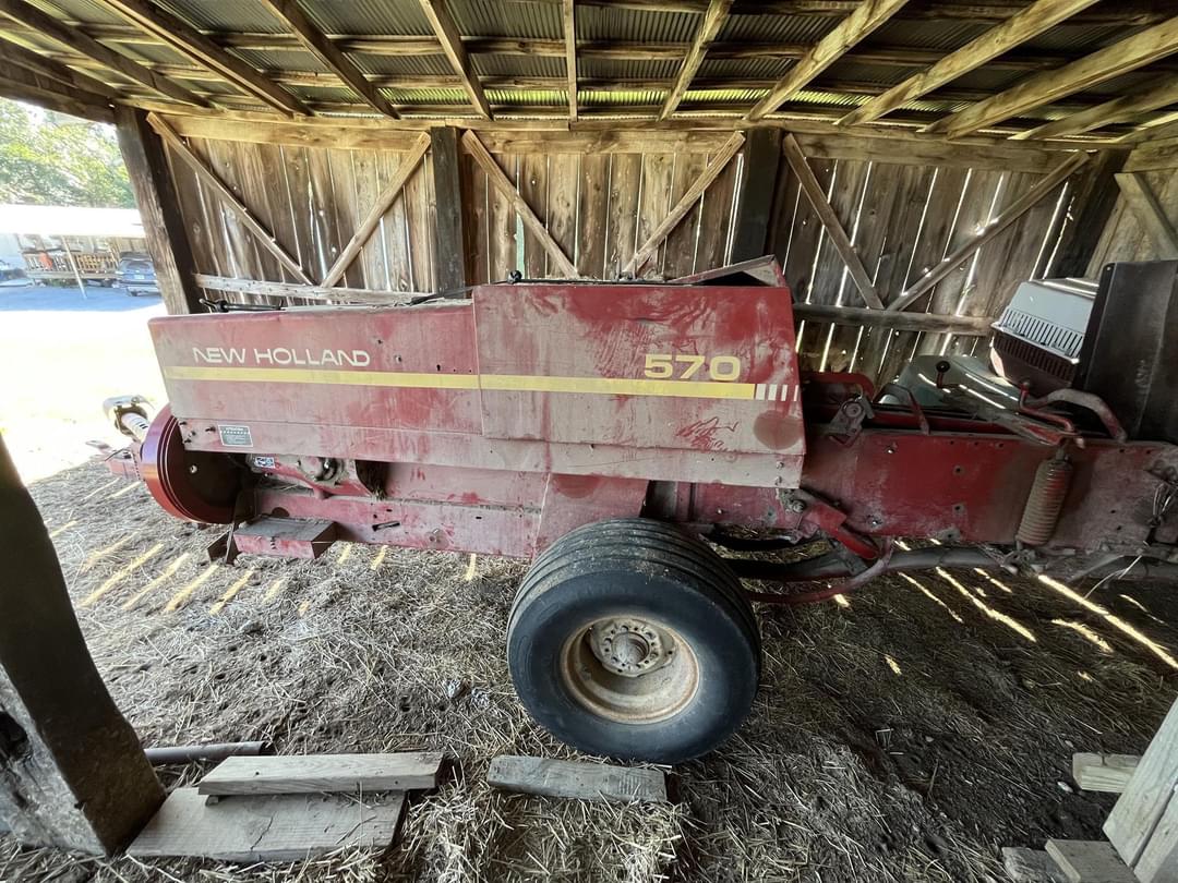 Image of New Holland 570 Primary image