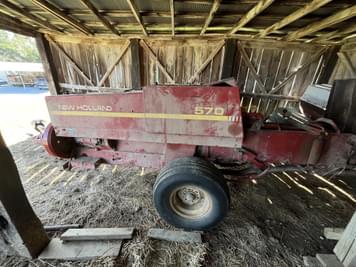 Main image New Holland 570