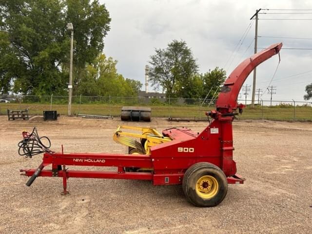 Image of New Holland 900 equipment image 1