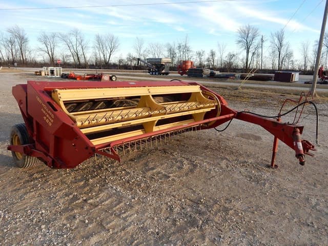 Image of New Holland 489 equipment image 3