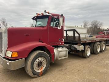 Main image Peterbilt 377