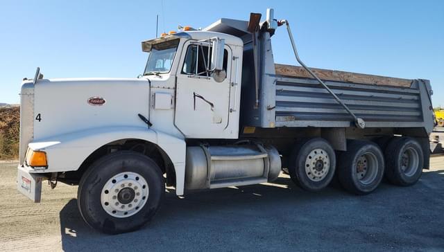 Image of Peterbilt 377 equipment image 3