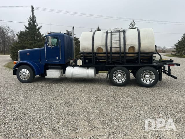Image of Peterbilt 378 equipment image 3