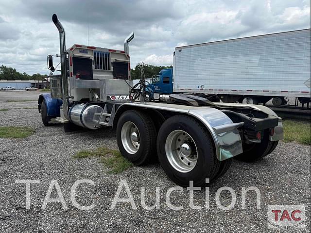 Image of Peterbilt 379 equipment image 2