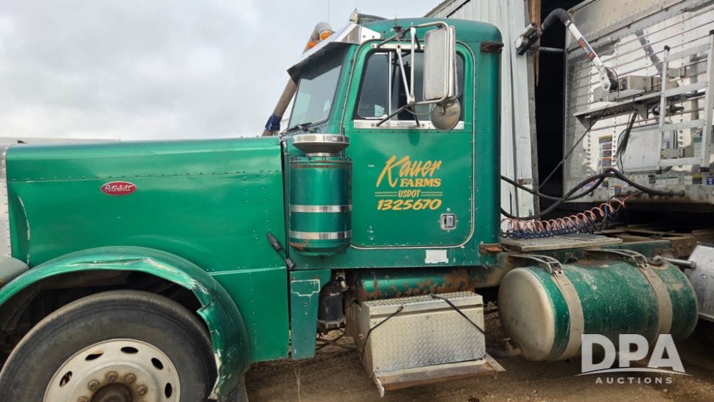 1989 Peterbilt 379 Equipment Image0