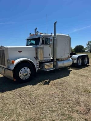 1989 Peterbilt 379 Image