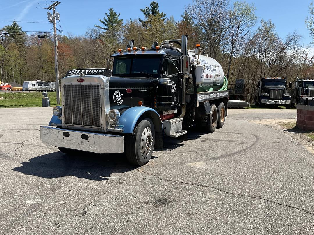 Image of Peterbilt 379 Primary image
