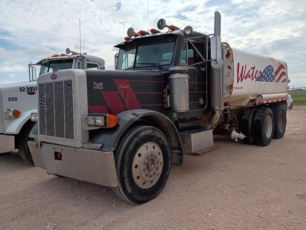 1989 Peterbilt 379 Equipment Image0