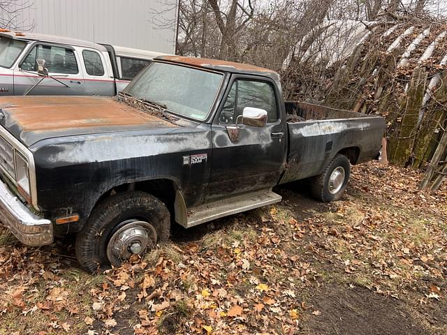 Image of Dodge Ram 250 equipment image 4