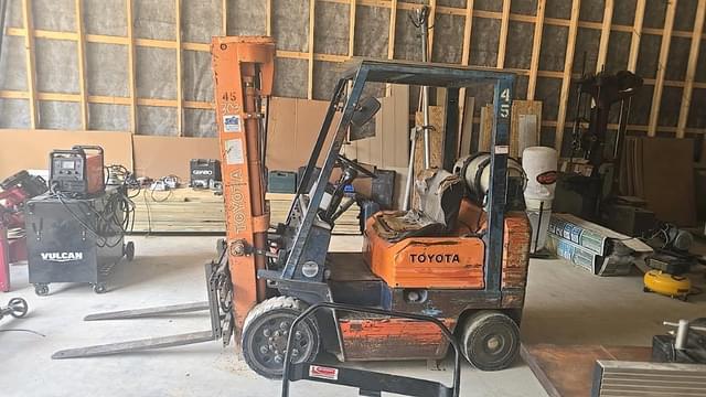 Image of Toyota 5FGC20  equipment image 1