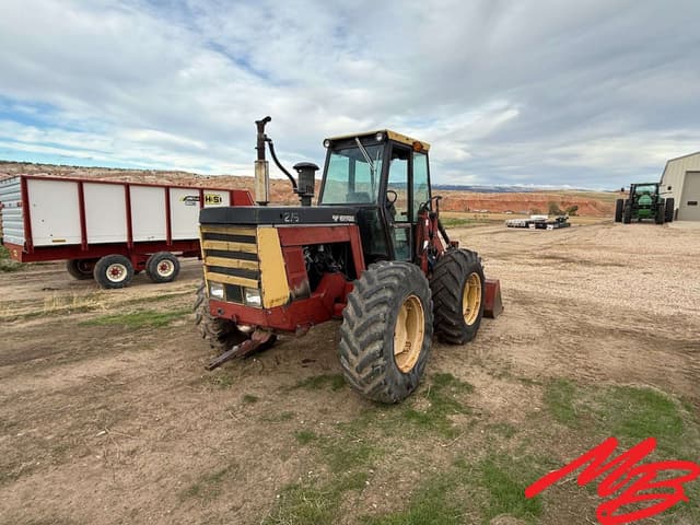 Image of Versatile 275 equipment image 4