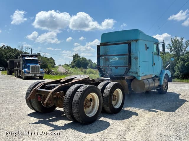 Image of White GMC WIA equipment image 4