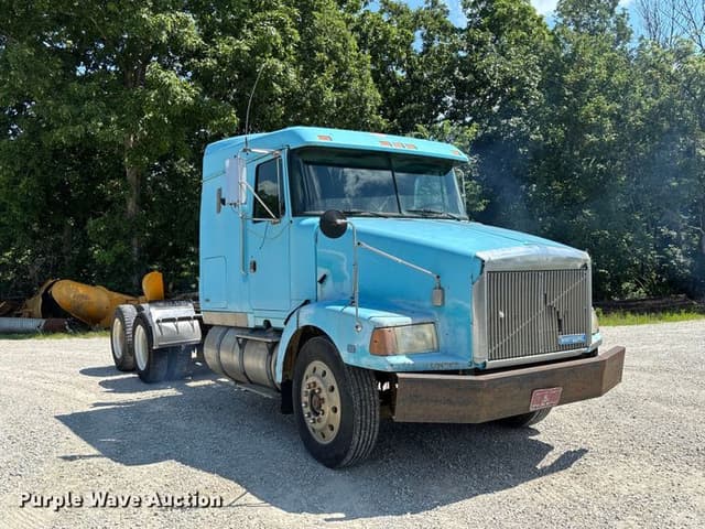 Image of White GMC WIA equipment image 2