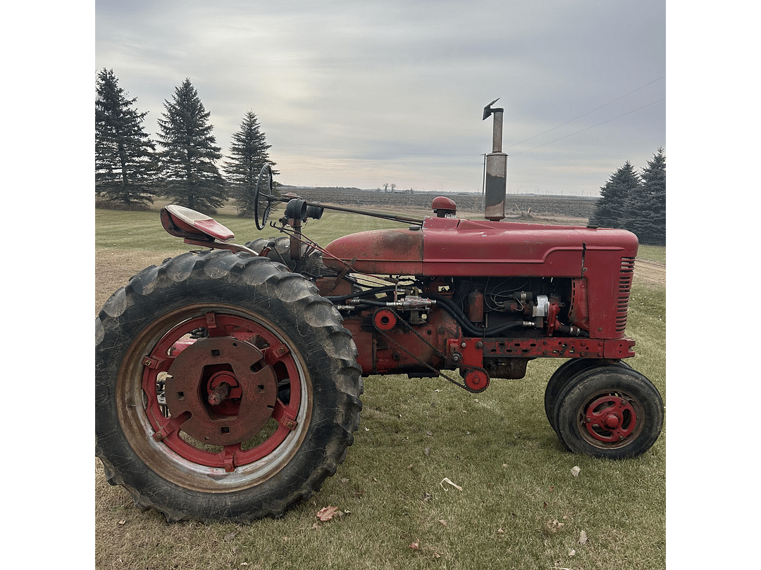 Image of Farmall Super M-TA Primary image